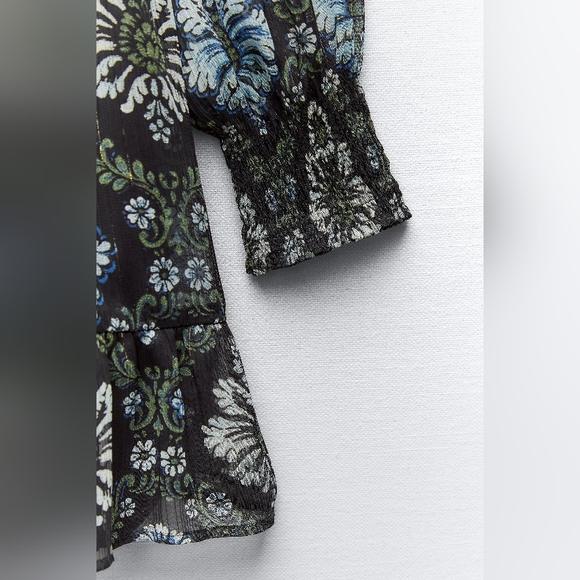 Zara printed mini dress with velvet vest - Picture 4 of 13